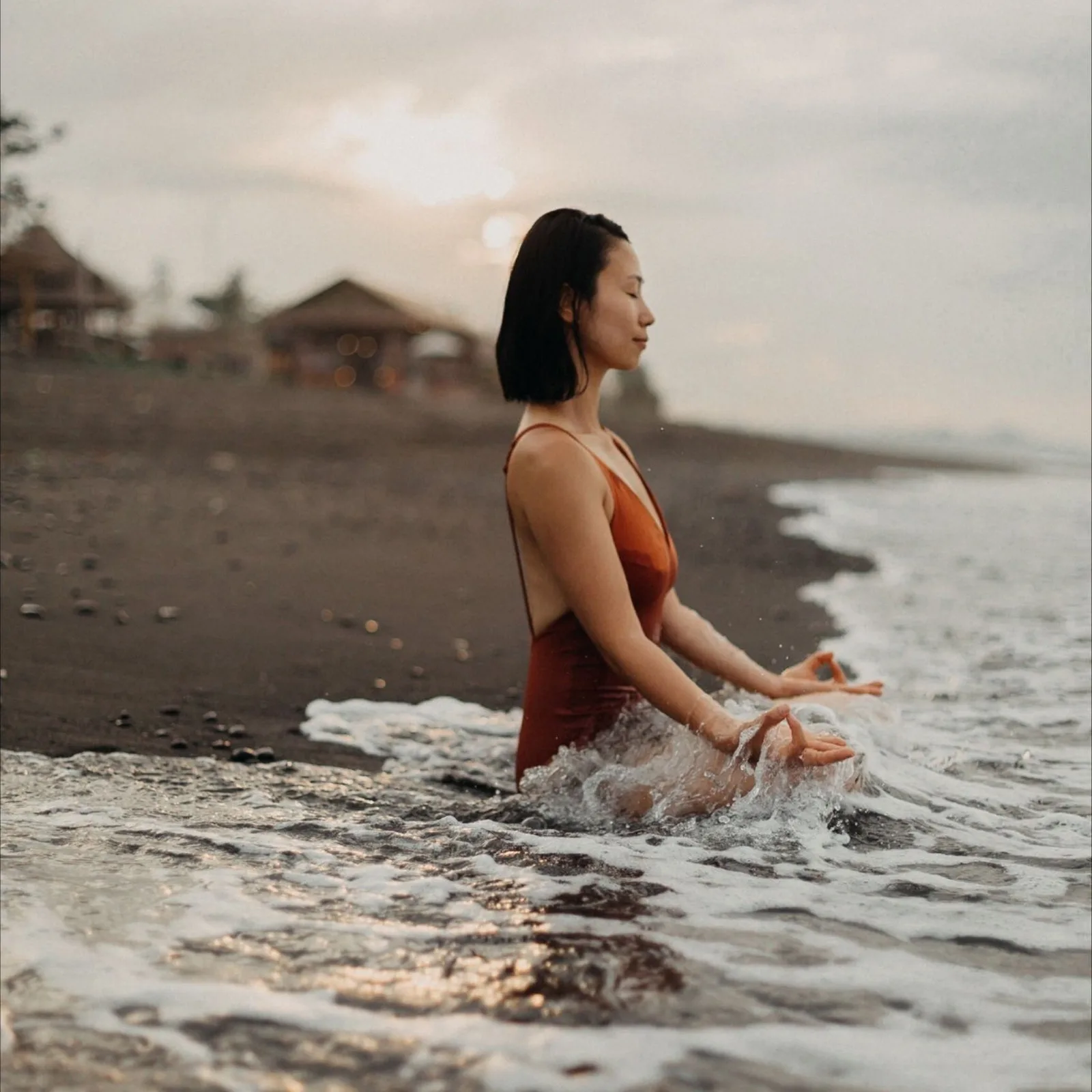 Jennie uyen chu yinyang masters đá thạch anh năng lượng luật hấp dẫn