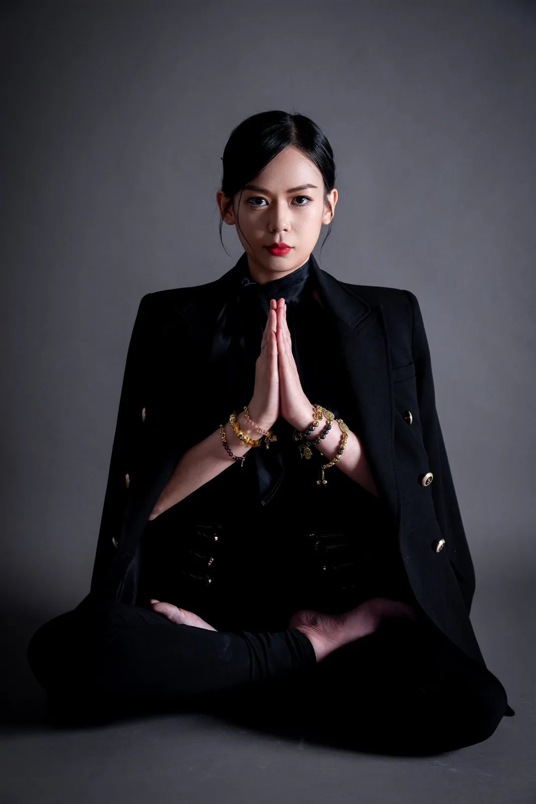 Jennie uyen chu yinyang masters đá thạch anh năng lượng luật hấp dẫn