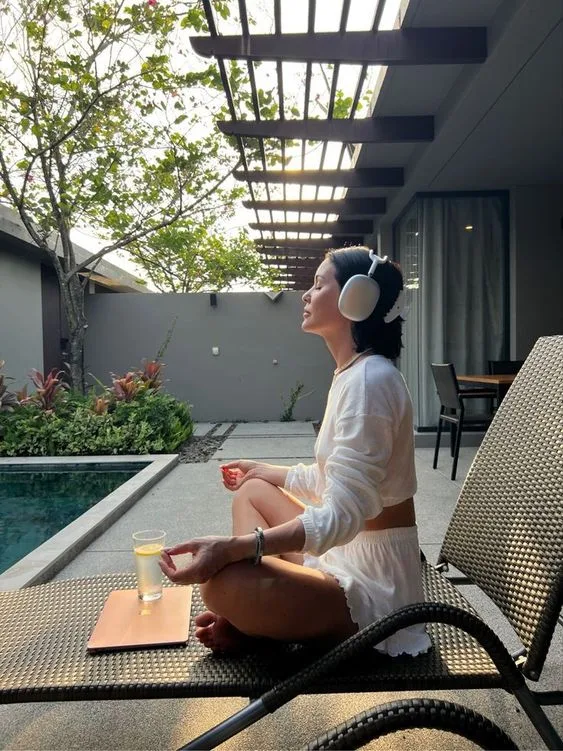Jennie uyen chu yinyang masters đá thạch anh năng lượng luật hấp dẫn