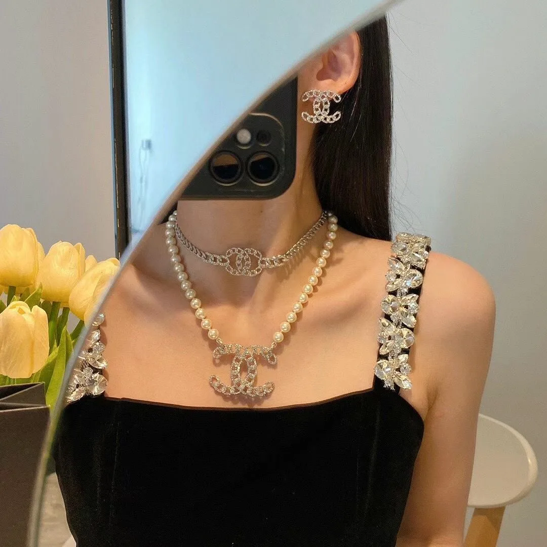 Jennie uyen chu yinyang masters đá thạch anh năng lượng luật hấp dẫn