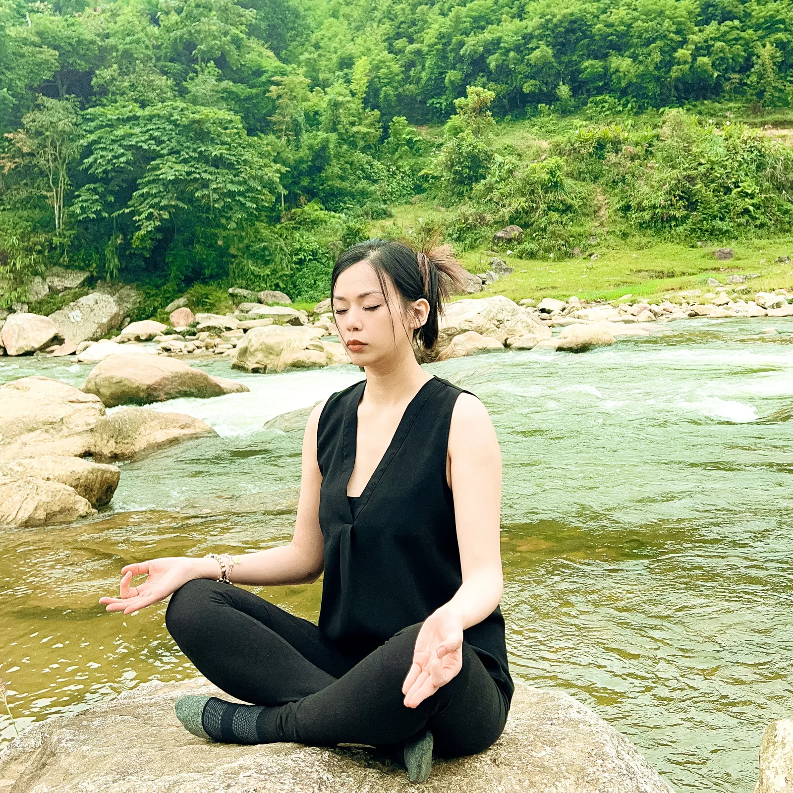 Jennie uyen chu yinyang masters đá thạch anh năng lượng luật hấp dẫn
