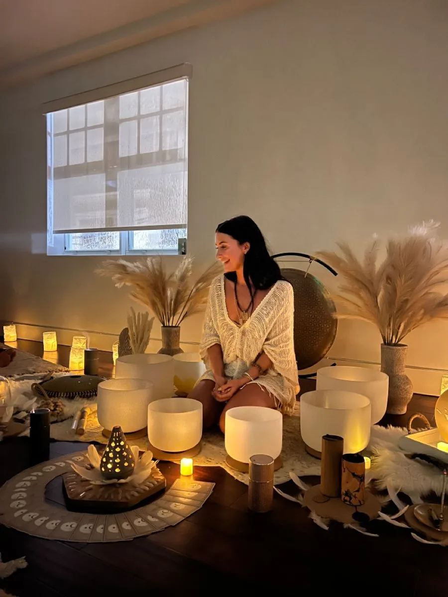 Jennie uyen chu yinyang masters đá thạch anh năng lượng luật hấp dẫn