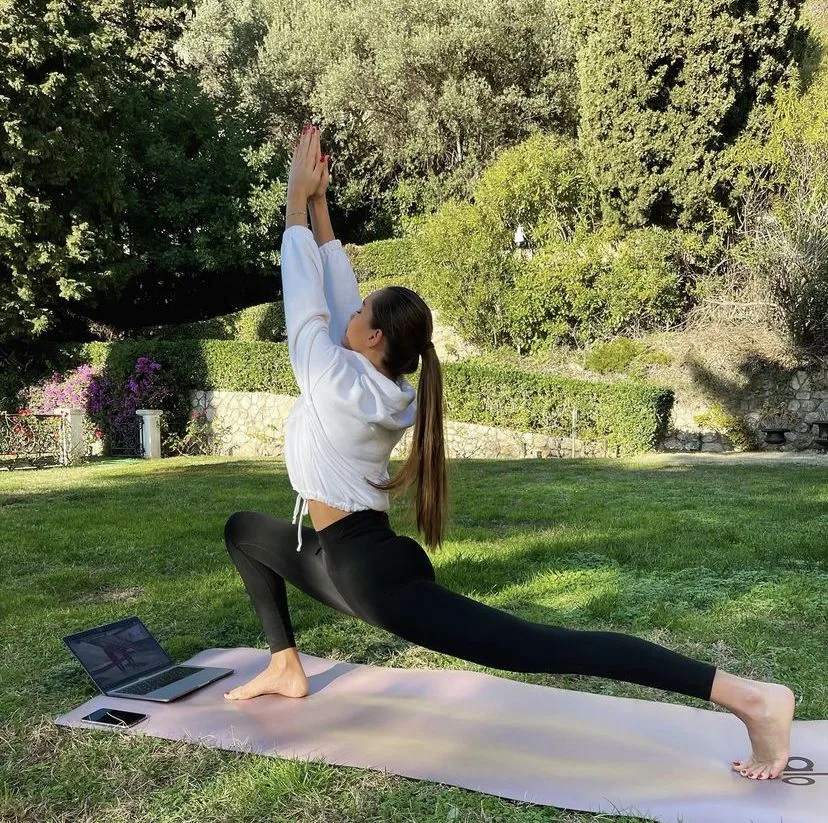 Jennie uyen chu yinyang masters đá thạch anh năng lượng luật hấp dẫn